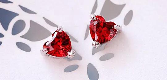 Heart Garnet Earrings