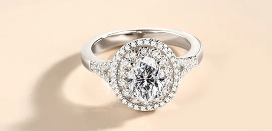 Oval Halo Moissanite Engagement Ring