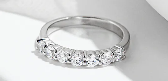 14K White Gold Wedding Ring