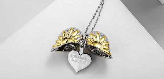 Sunflower Heart Engaving Necklace