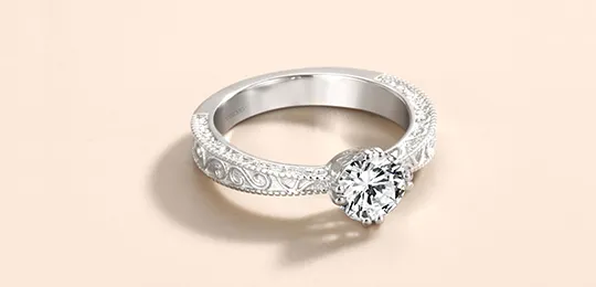 Round Cut Vintage Engagement Ring