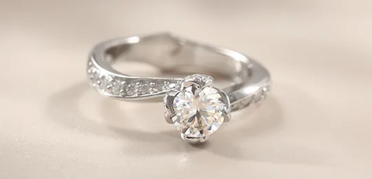 Nature Style Moissanite Engagement Ring