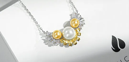 Daisy Necklace