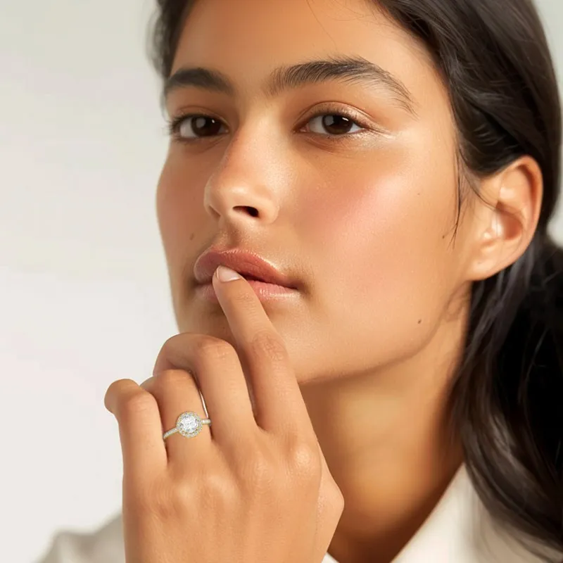 Glorieux Découper Rond Coupé Bague de fiançailles