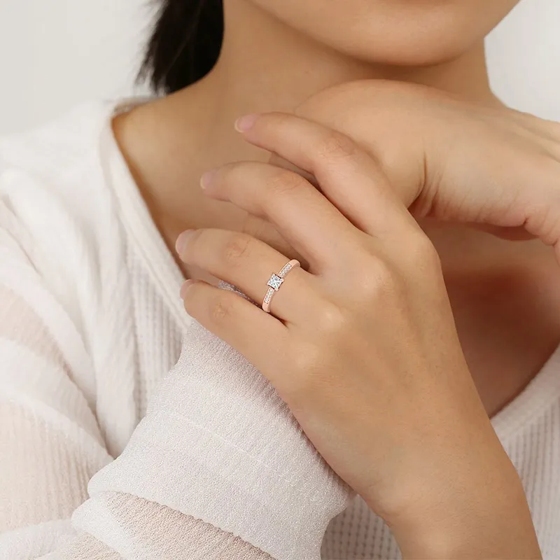 Pavé Bague de promesse Moissanite