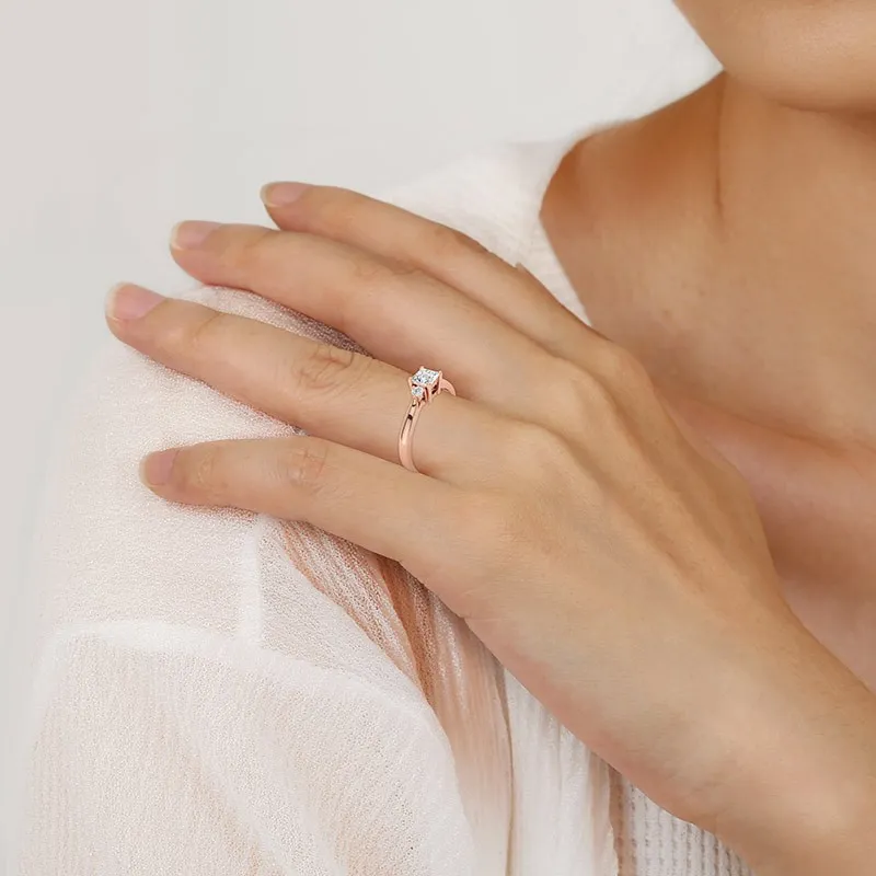 Trois pierres Bague de promesse Moissanite