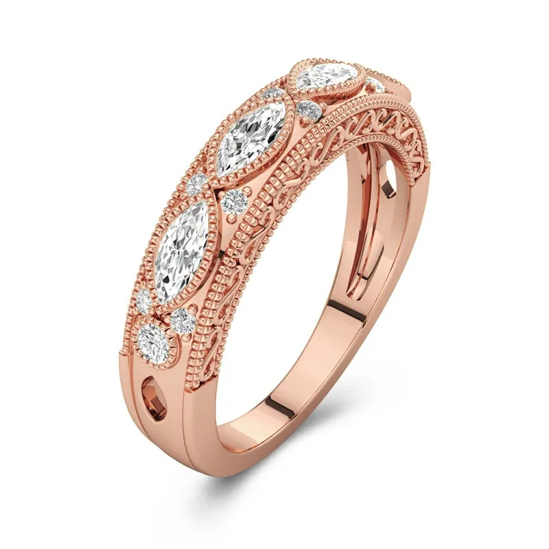 Retro Beaded Scrollwork Moissanite Wedding Band