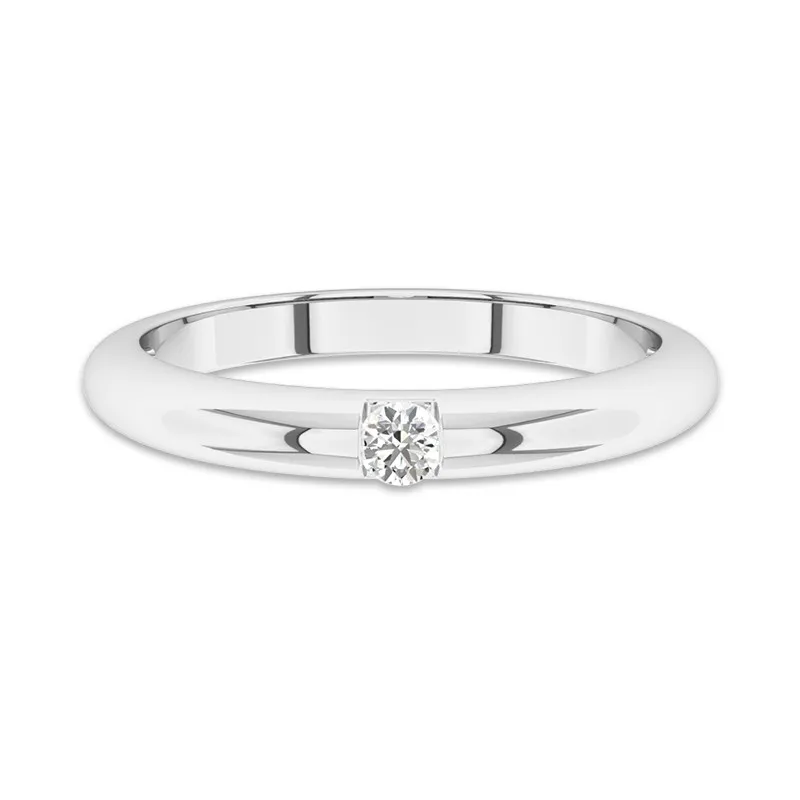 Minimalist Embossed Moissanite Wedding Ring