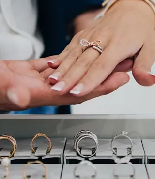 choose your custom engagement ring