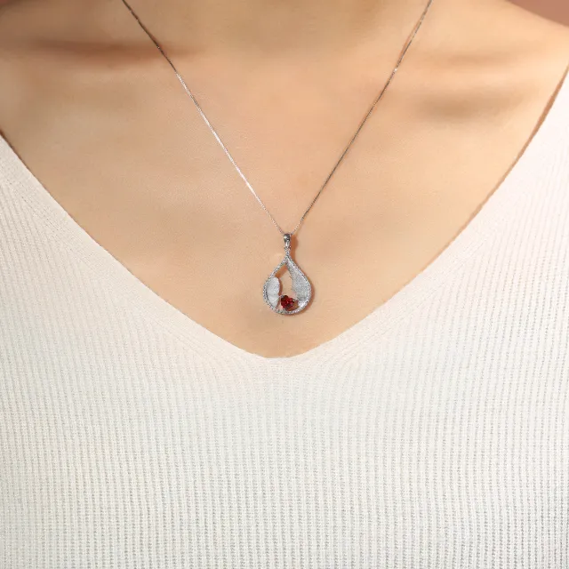 Unique Heart Pendant Necklace Garnet Red Heart