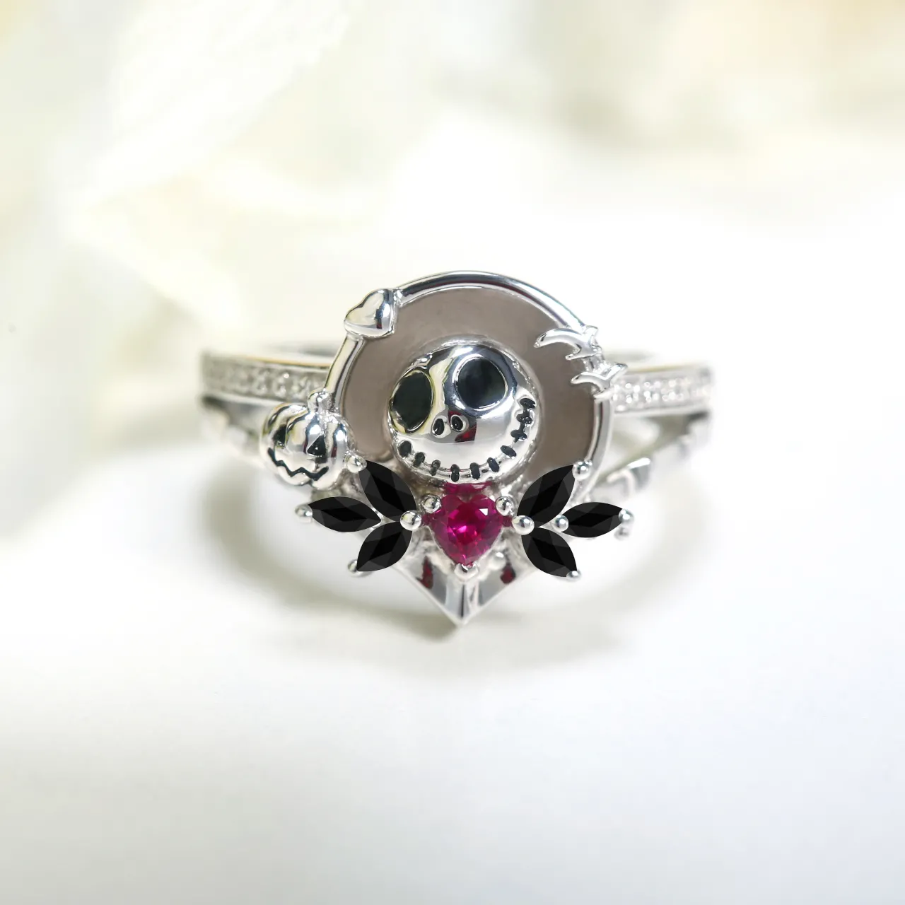 Unique Skull Skeleton Ring