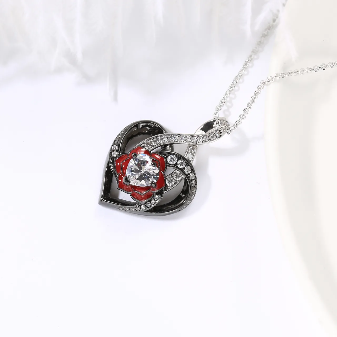 Nature Heart Rose Pendant Necklace White Heart