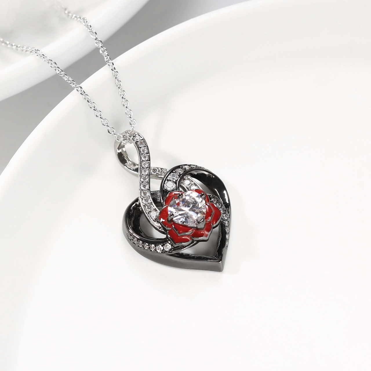 Nature Heart Rose Pendant Necklace White Heart