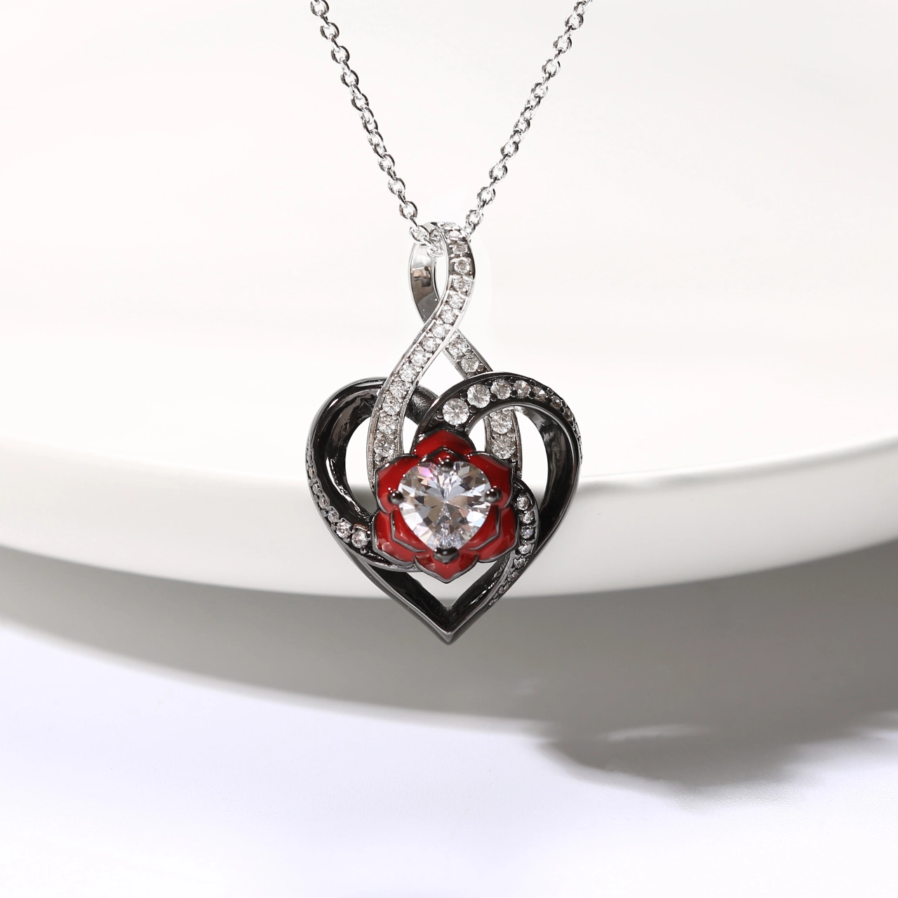 Nature Heart Rose Pendant Necklace White Heart