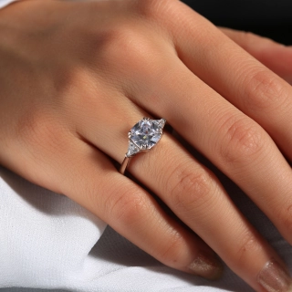 Three Stone Engagement Ring 3.00ct Cubic Zirconia