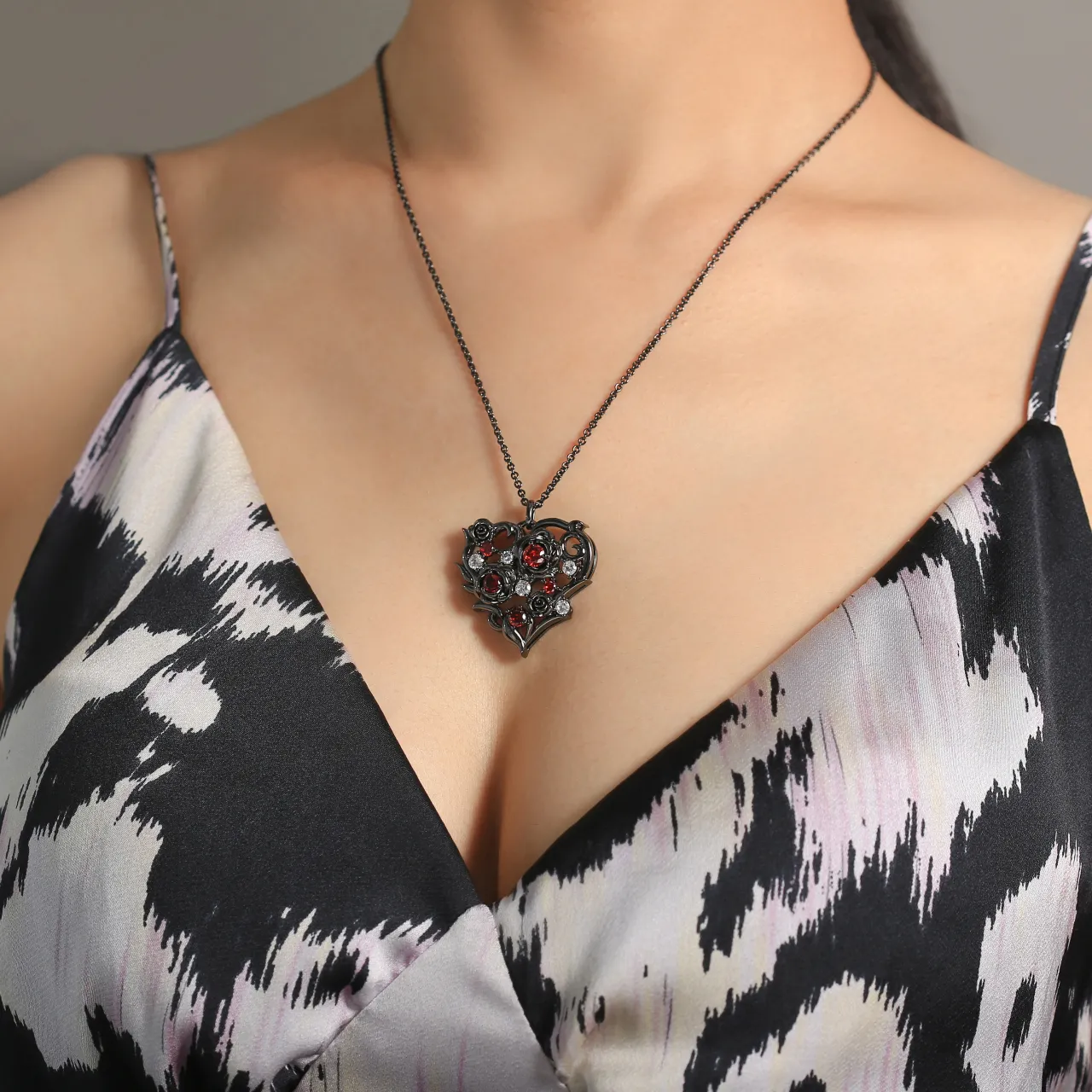 Gothic Nature Rose Pendant Necklace