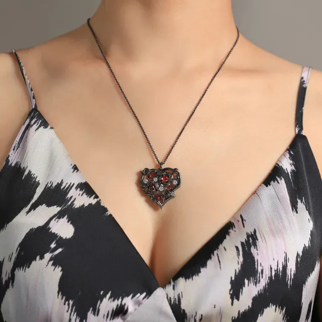 Gothic Nature Rose Pendant Necklace