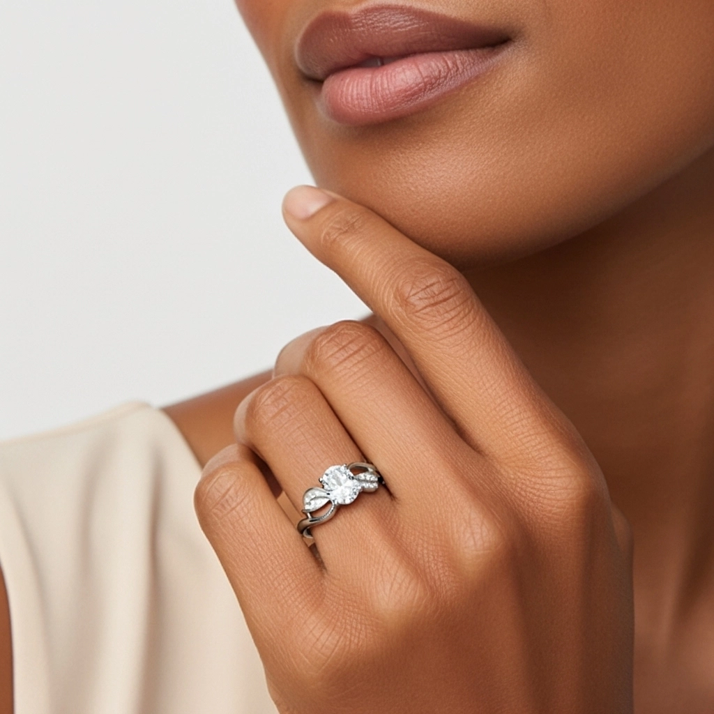 Leaf Prong Engagement Ring 1.50ct Moissanite