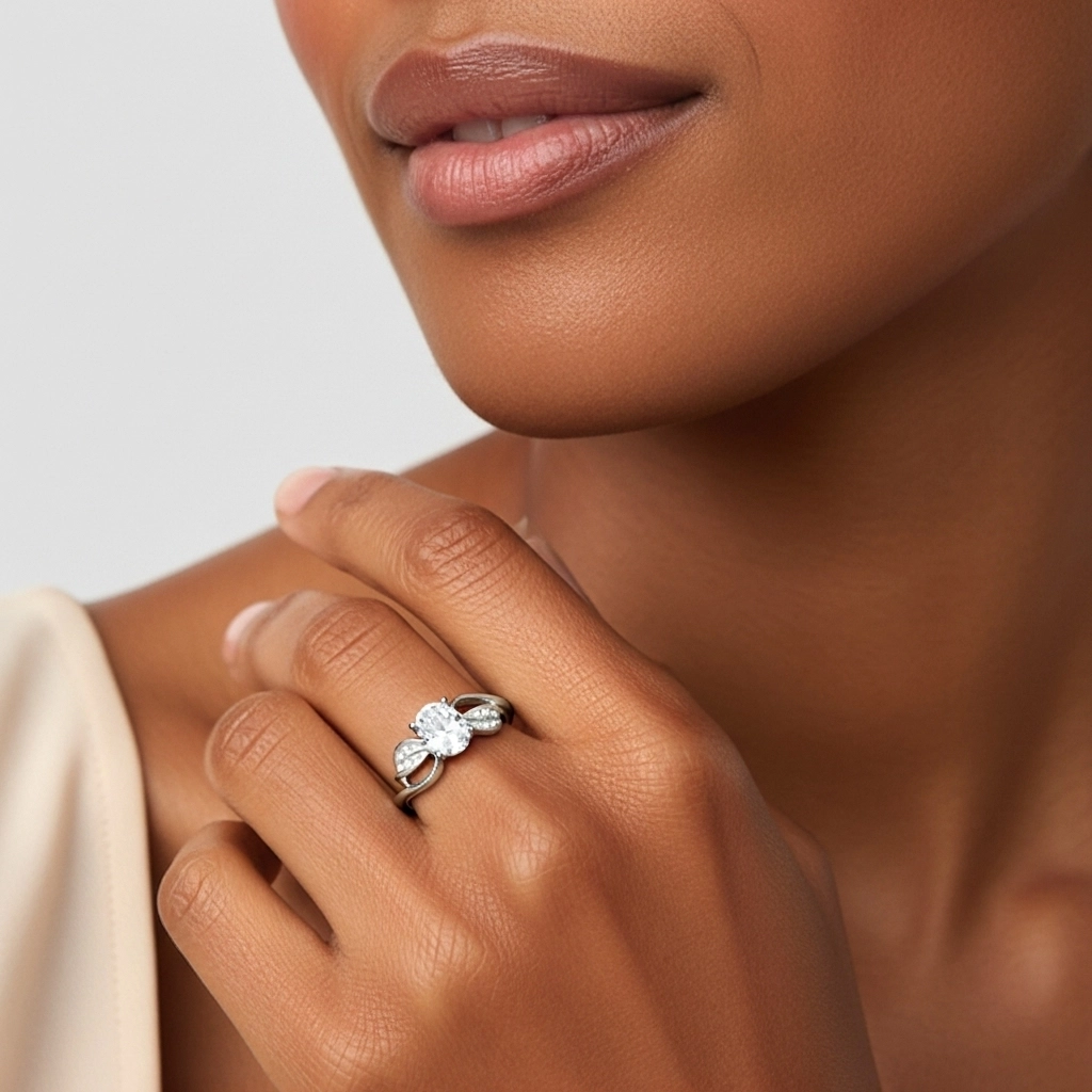 Leaf Prong Engagement Ring 1.50ct Moissanite