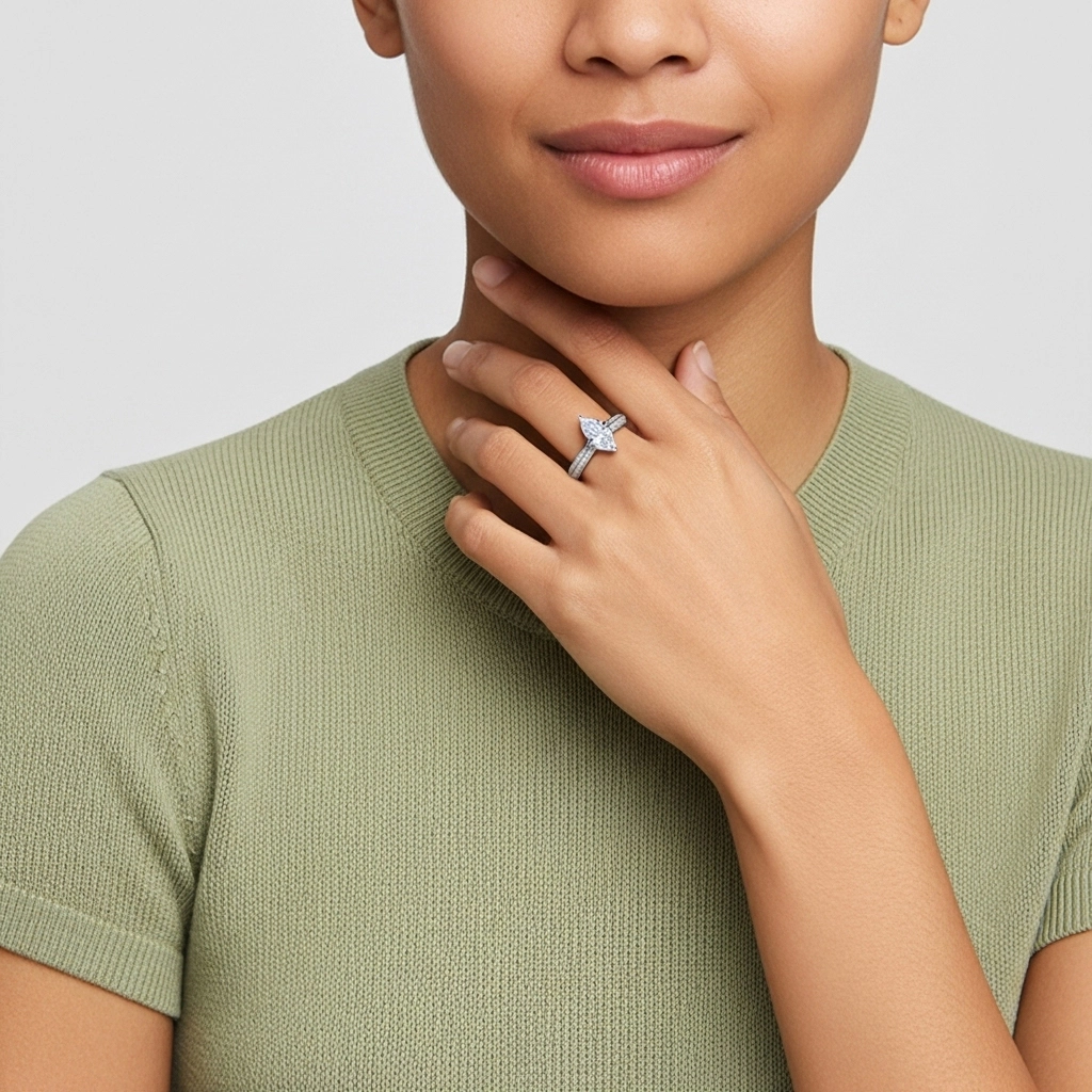 Pavé Est Ouest Bague de fiançailles 2.00ct Zircon cubique