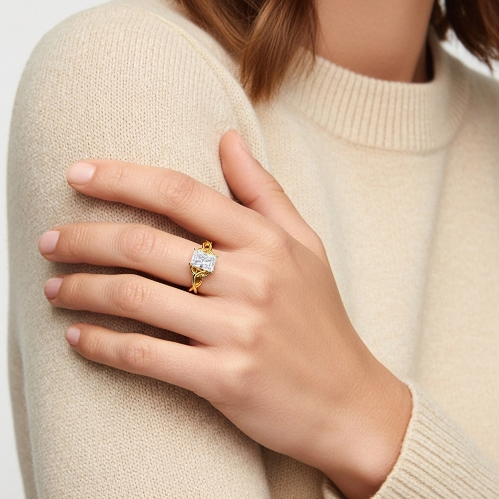 925 Sterling Silver Moissanite Engagement Ring