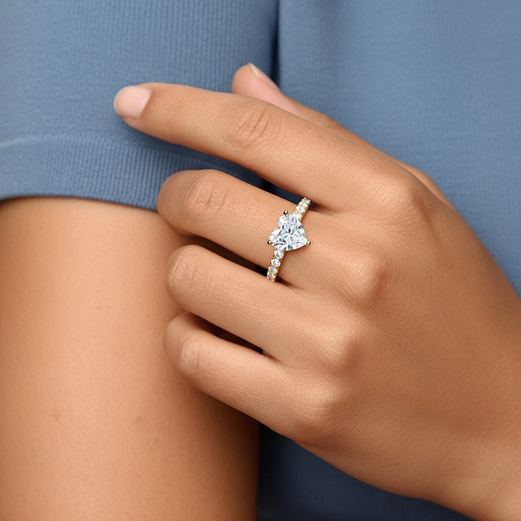 Clásico Corazón 1.50ct Moissanita Anillo de Compromiso