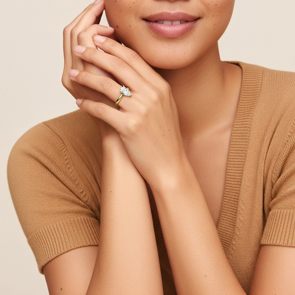 1.00ct Moissanite Engagement Ring 18K Gold