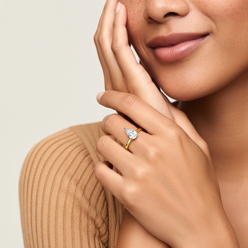 1.00ct Moissanite Engagement Ring 18K Gold