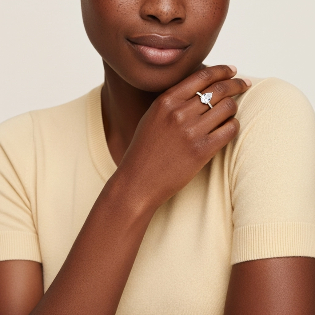 Sobre Poire 1.00ct Moissanite Bague de fiançailles