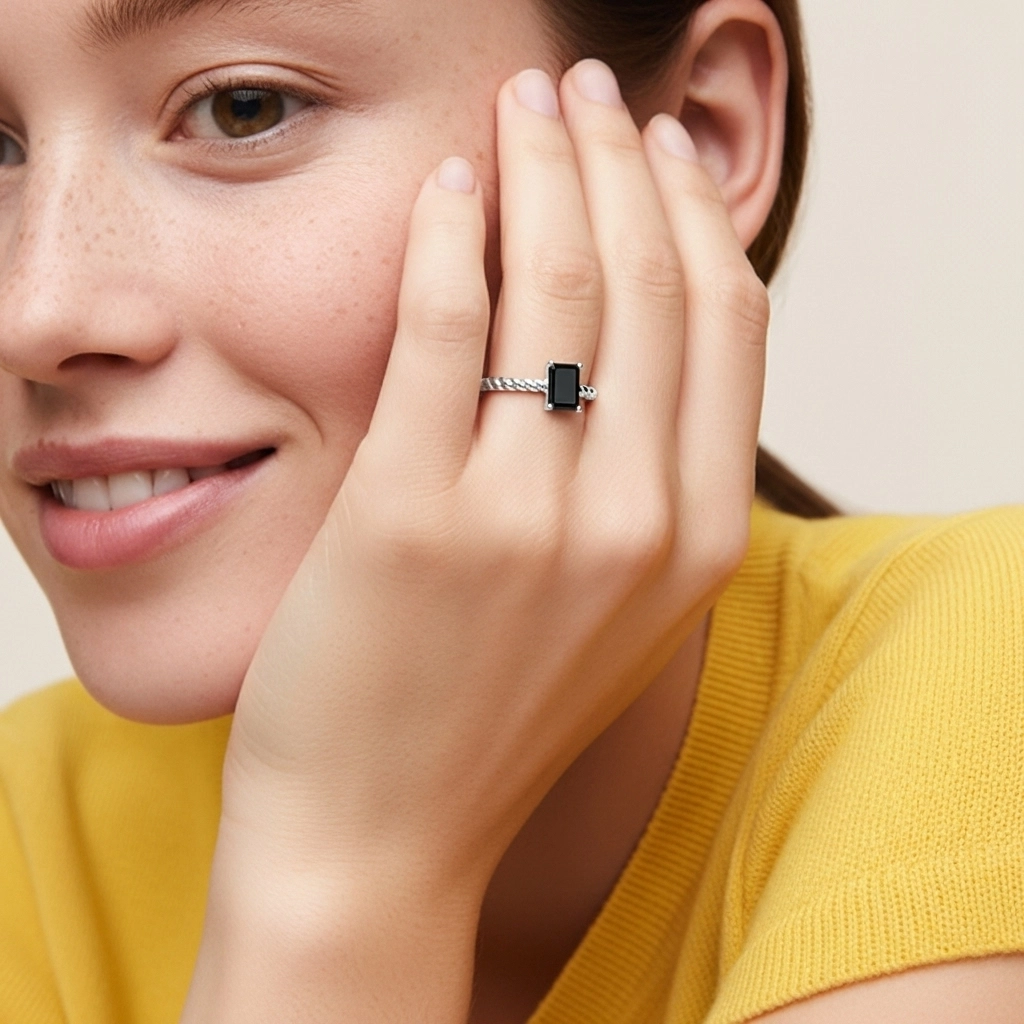 Modern Emerald 1.00ct Cubic Zirconia Engagement Ring