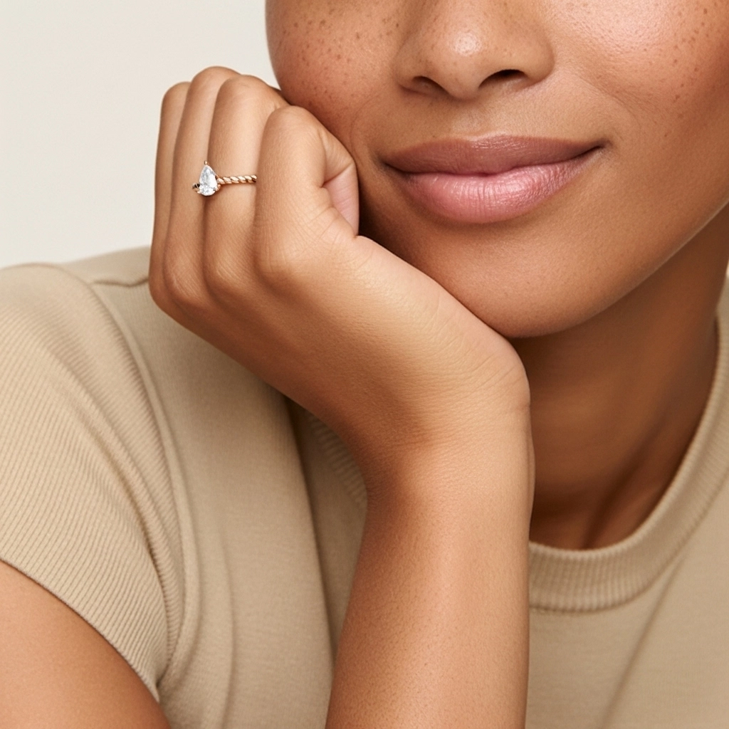 Modern Pear 1.00ct Moissanite Engagement Ring