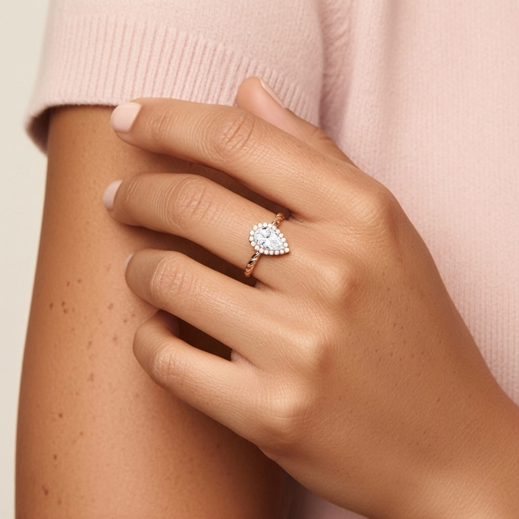 Fil Spiralé Halo Bague de fiançailles 1.50ct Moissanite