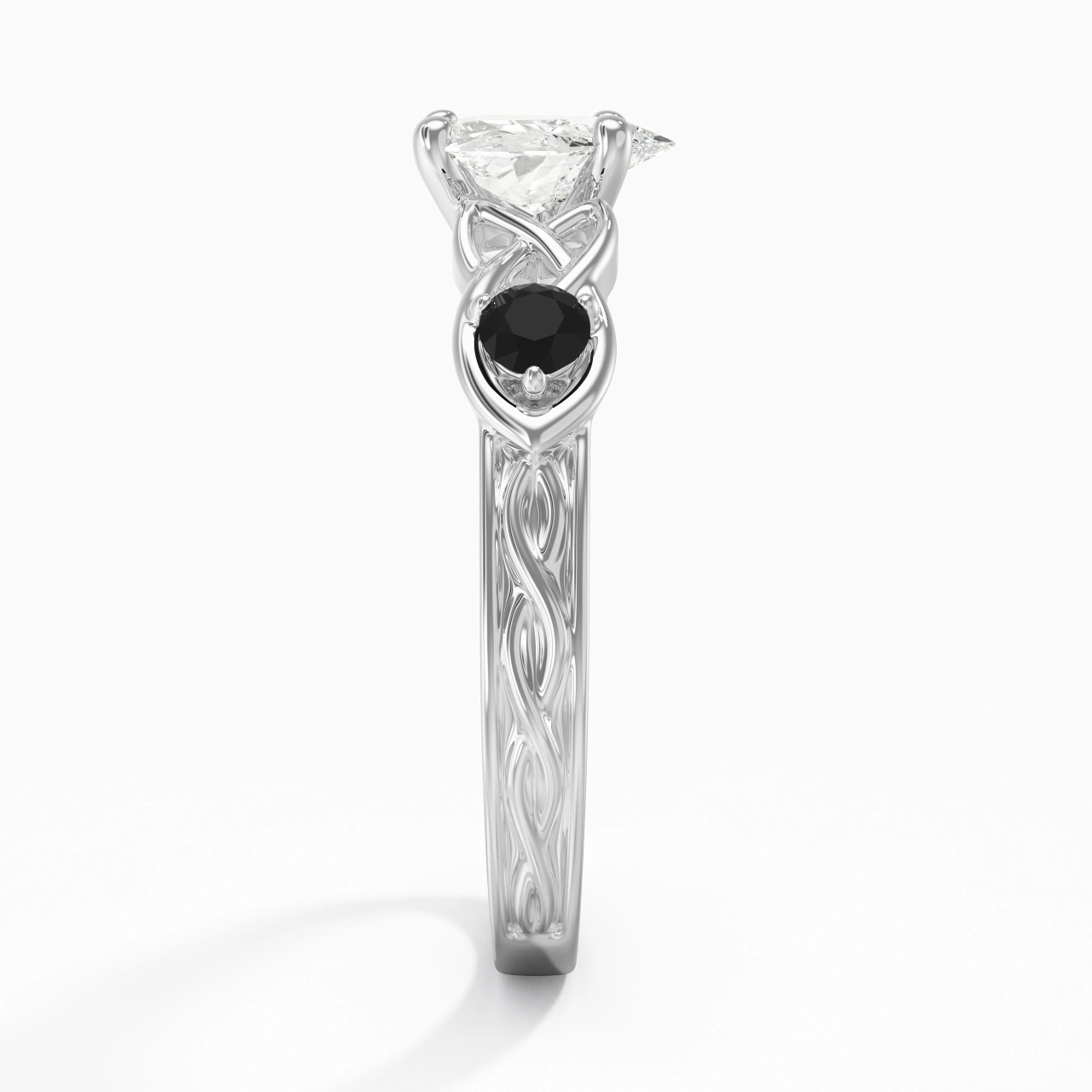 Vintage Unique Heart 1.50ct Cubic Zirconia Engagement Ring