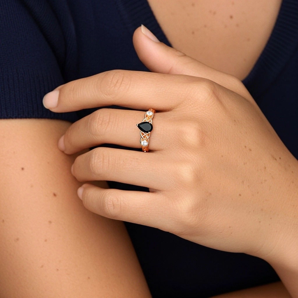 Vintage Unique Pear 2.00ct Cubic Zirconia Engagement Ring