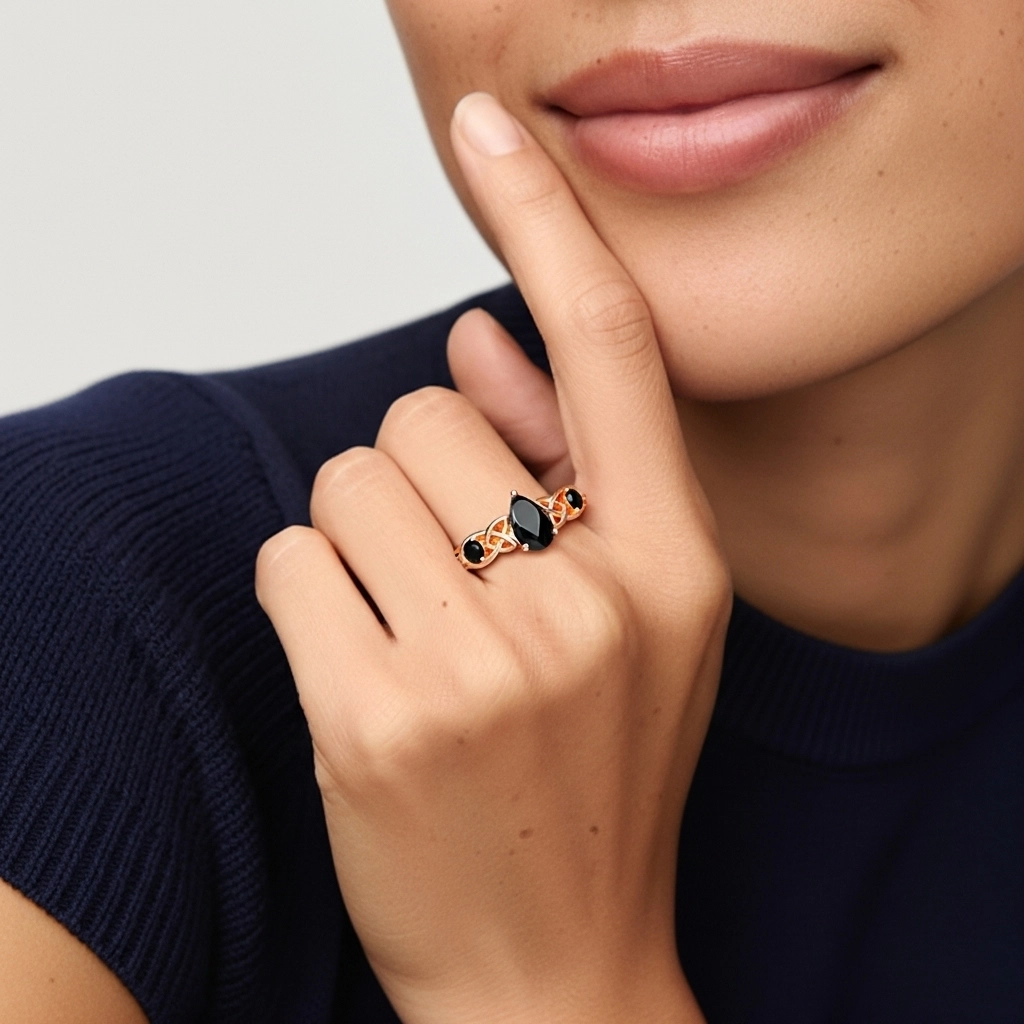 Vintage Unique Pear 1.00ct Cubic Zirconia Engagement Ring