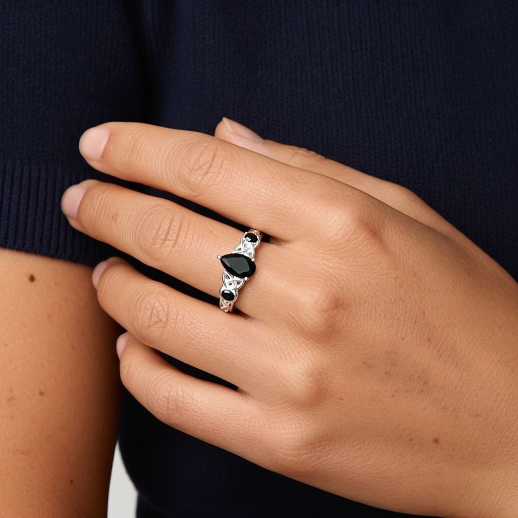 Vintage Unique Pear 2.00ct Cubic Zirconia Engagement Ring