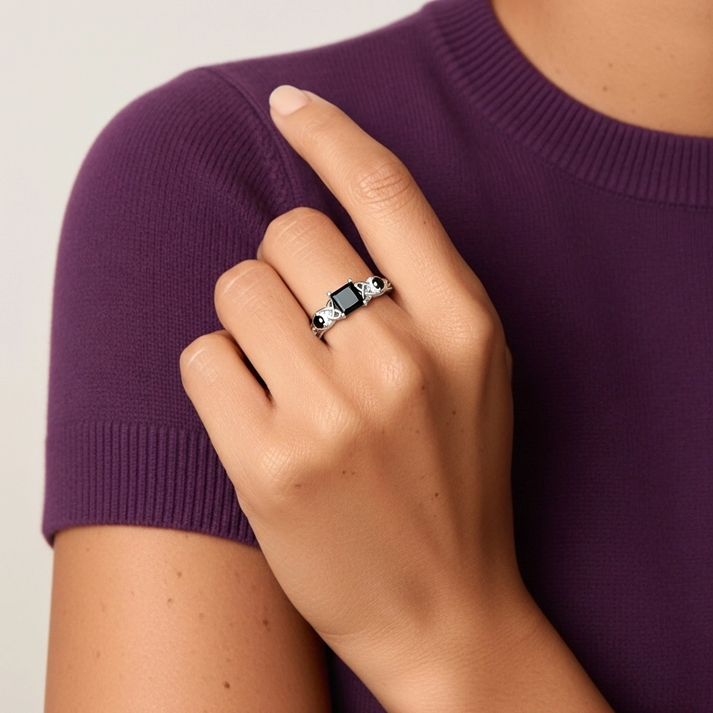 Vintage Unique Princess 1.00ct Cubic Zirconia Engagement Ring