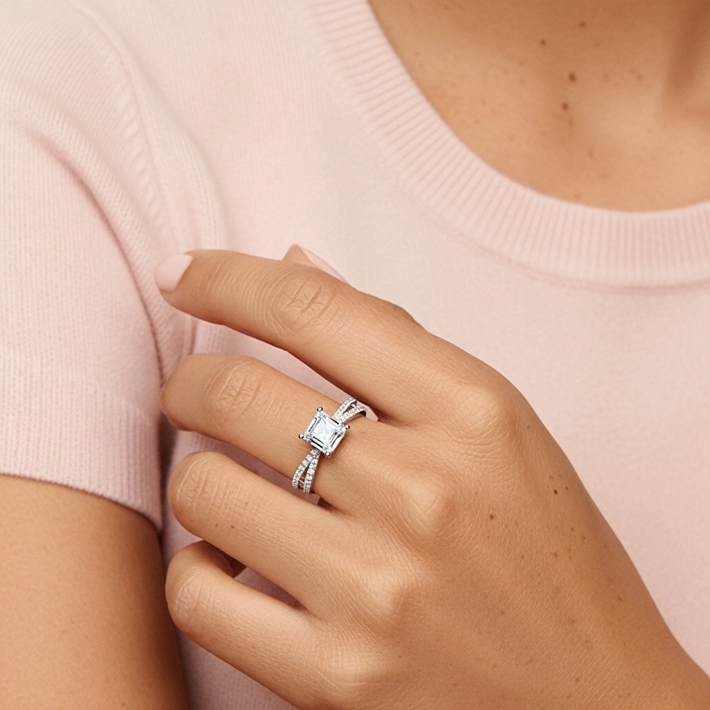 Griffe Bague de fiançailles 1.00ct Moissanite