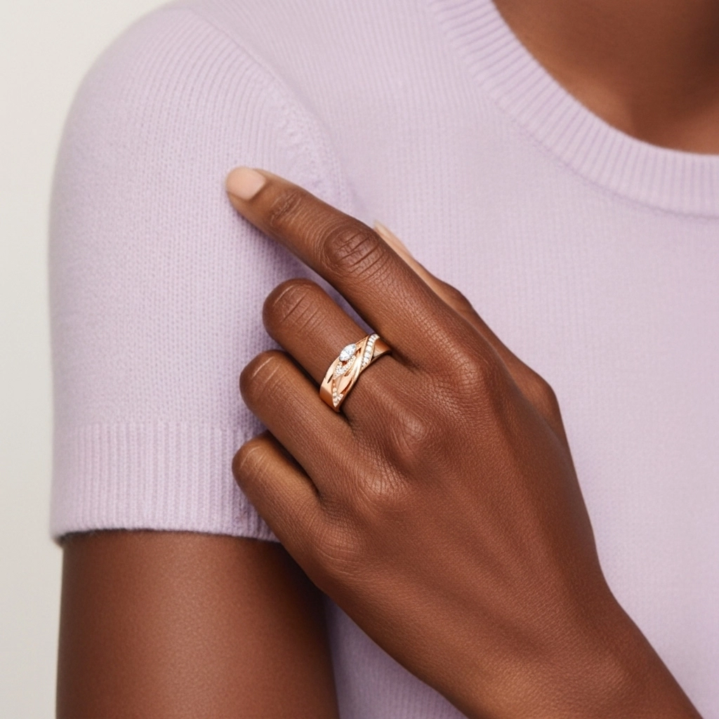 Unique Glory Wing Moissanite Wedding Band