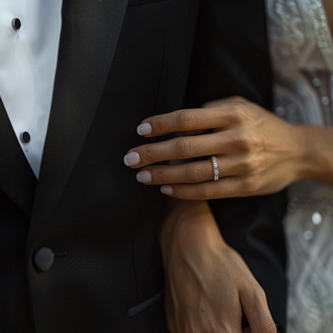 Baroque Beaded Heart Moissanite Wedding Ring