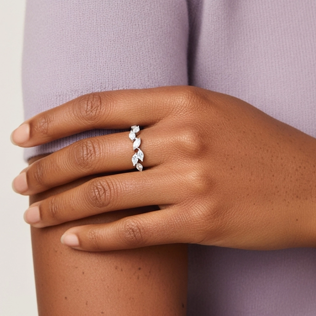 Nature Graceful Leaf Moissanite Wedding Ring