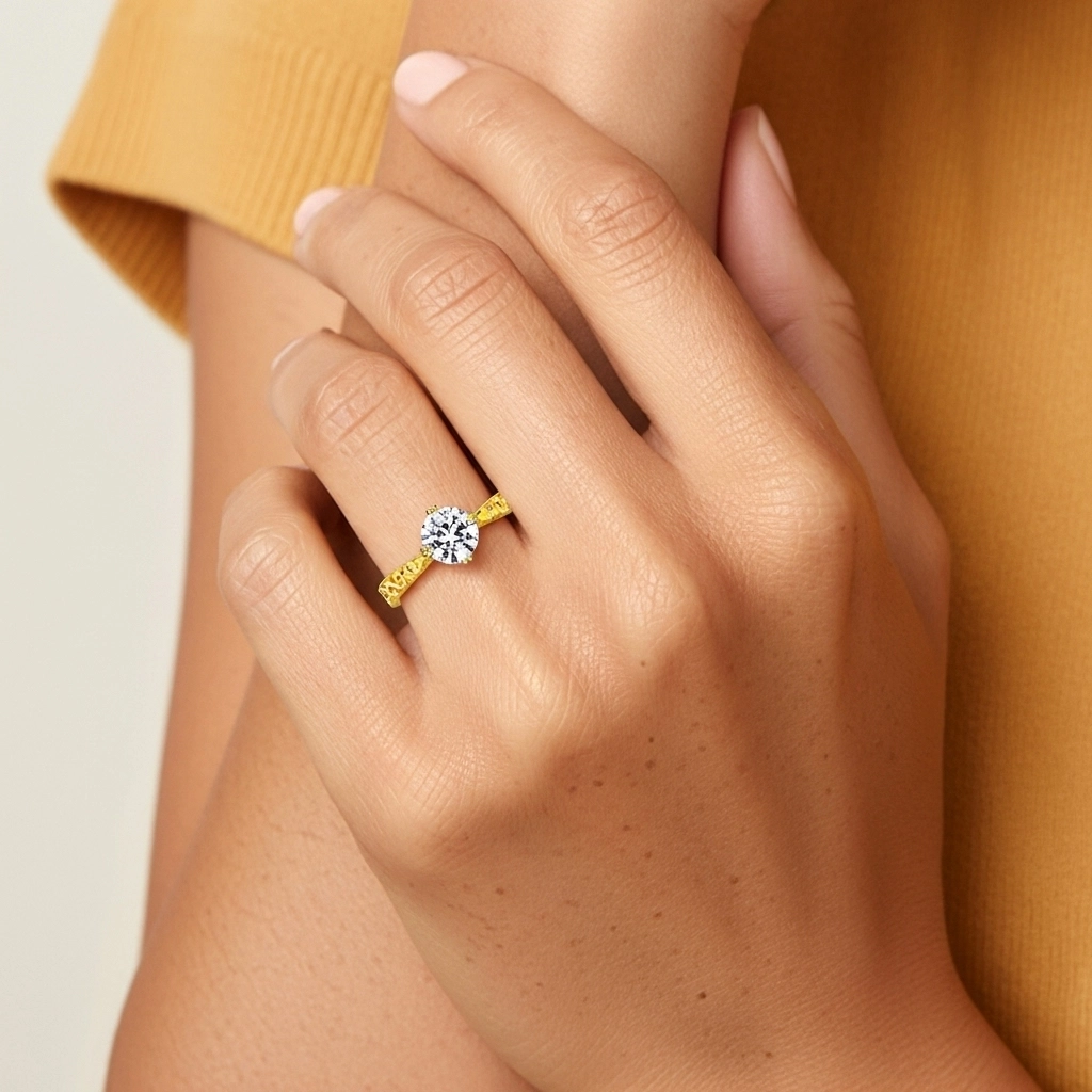 18K Gold Moissanite Engagement Ring