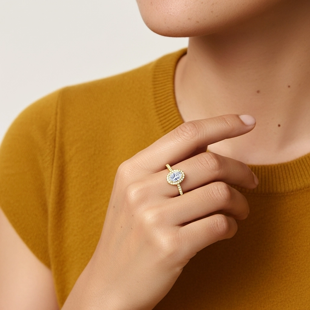 18K Gold Moissanite Engagement Ring