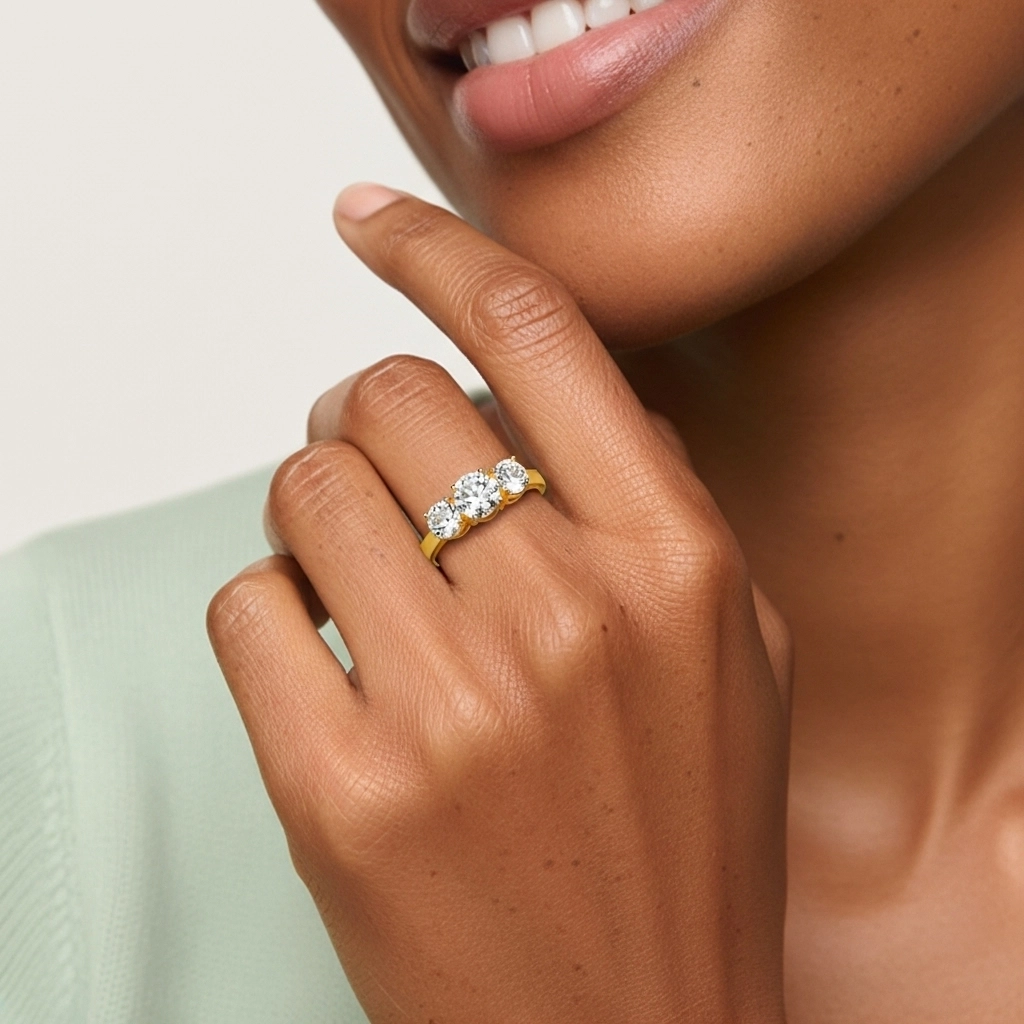 18K Gold Moissanite Engagement Ring