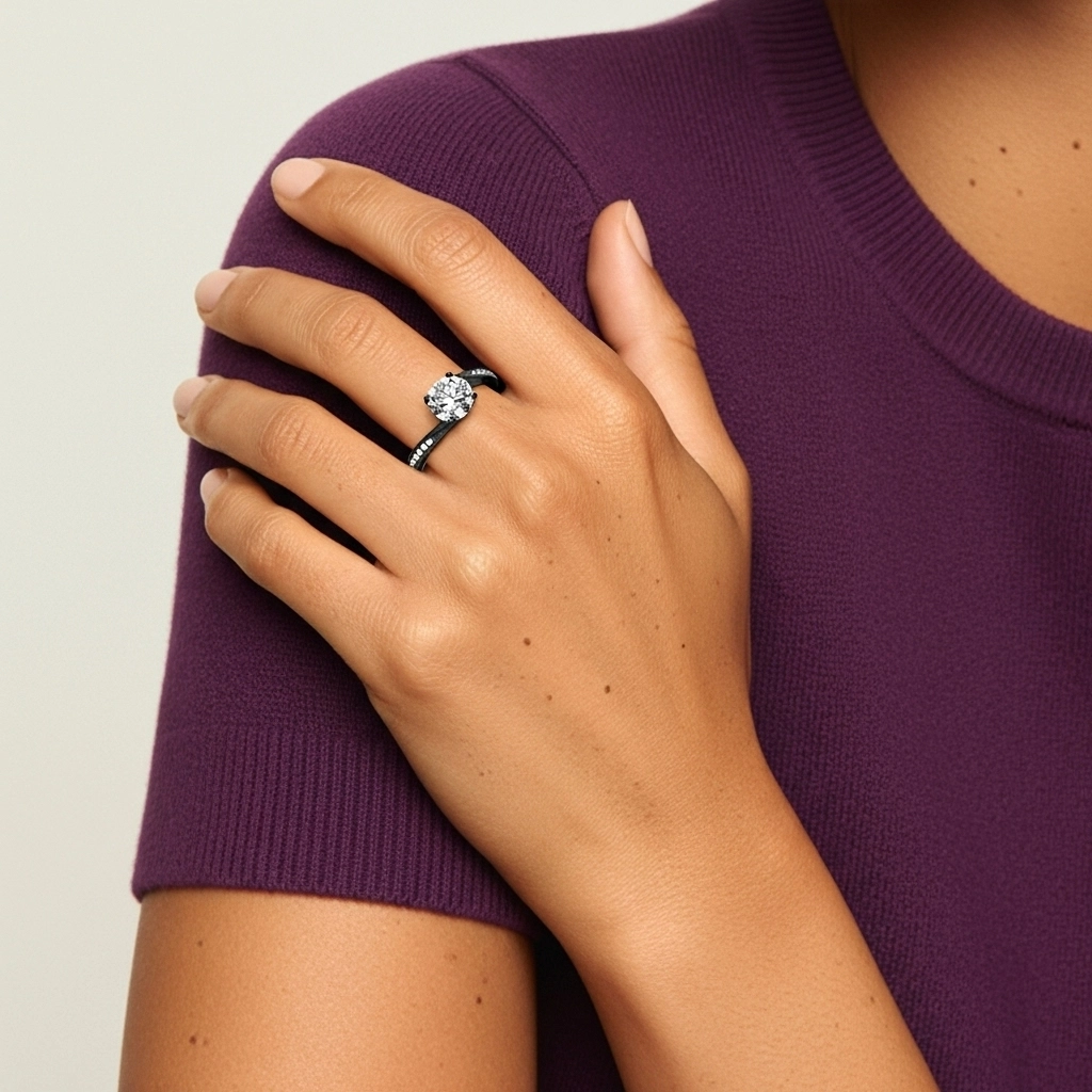 Charming Round 1.00ct Moissanite Engagement Ring