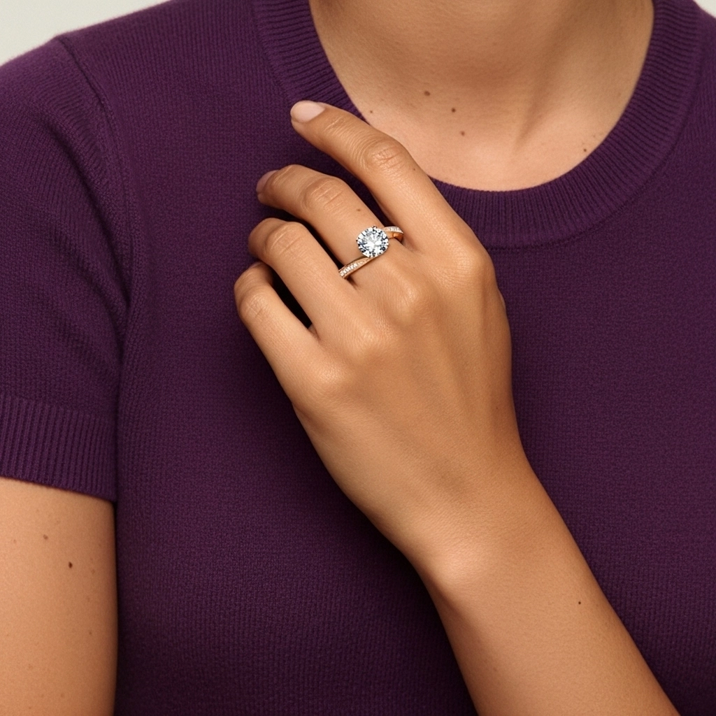 Charming Round 1.00ct Moissanite Engagement Ring