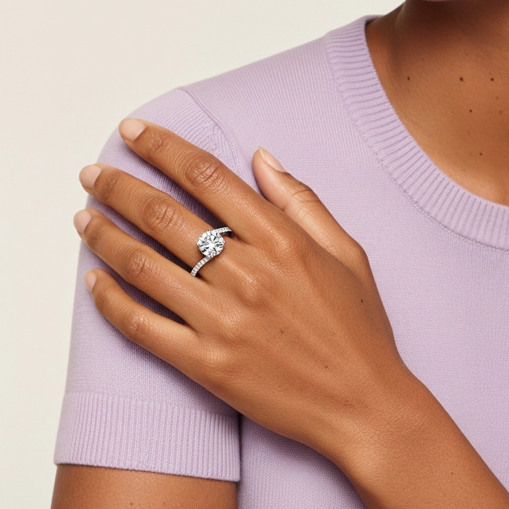 Élégant Rond Coupé Bague de fiançailles