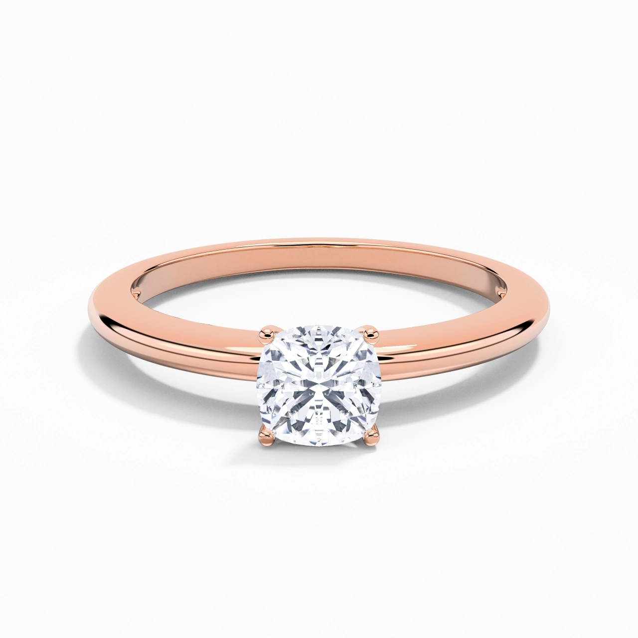 Classique Simple Coussin Coupé Bague de fiançailles