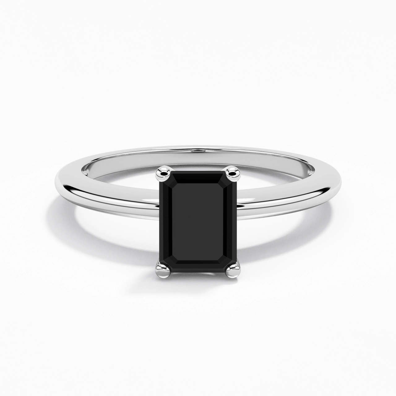 Classique Simple Émeraude Coupé Bague de fiançailles