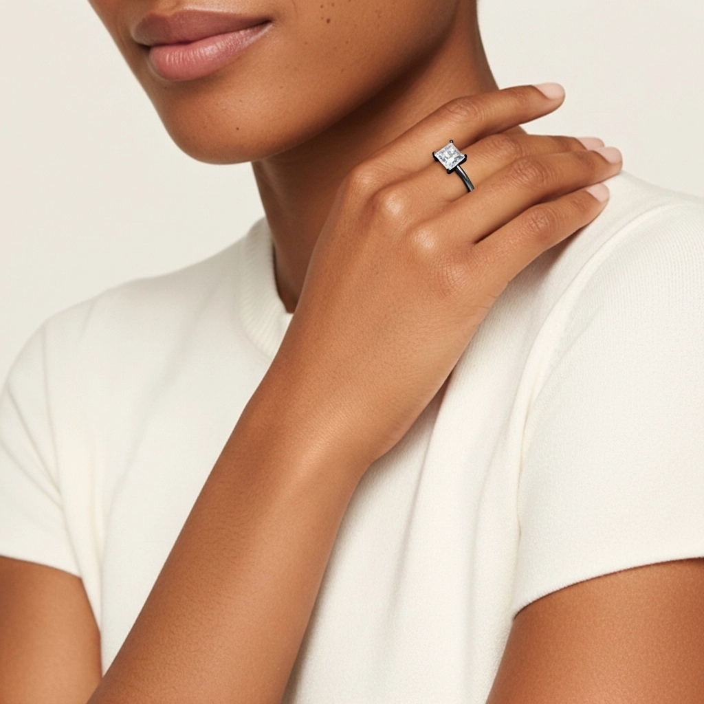 925 Sterling Silver Solitaire Traditional Shank Engagement Ring